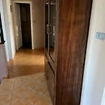 Bedi Apartmanhaz Daire *