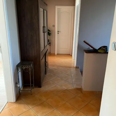 Apartment Bedi Apartmanhaz *