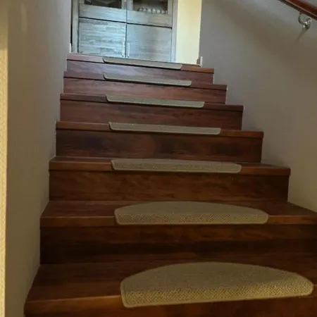 شقة Bedi Apartmanhaz