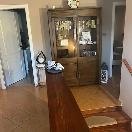 Bedi Apartmanhaz Διαμέρισμα *