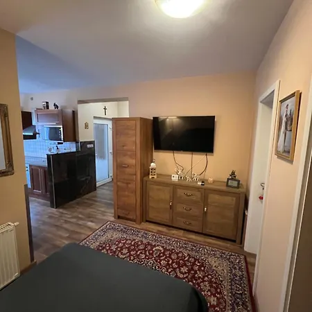Bedi Apartmanhaz